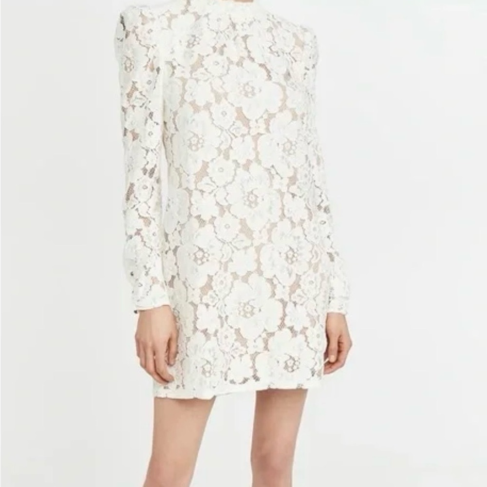 Small cream lace mini dress with lining